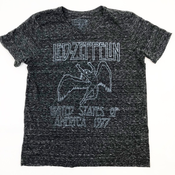led zepplin Tops - Led Zeppelin Band Tee Classic Logo Size L led zepplin Tops - Led Zeppelin Band Tee Classic Logo Size L